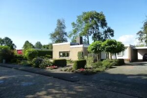 Achter de Beukenboom