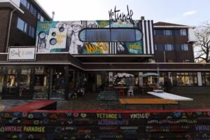 At Yetty’s Place Vintage Apartment Hotel