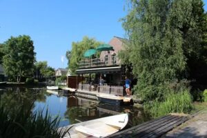 Atelier sur l&rsquo;eau 8485 / Appartement sur l&rsquo;eau 8385