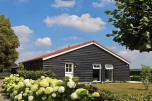 B&B Farmers Citizens Country Folk