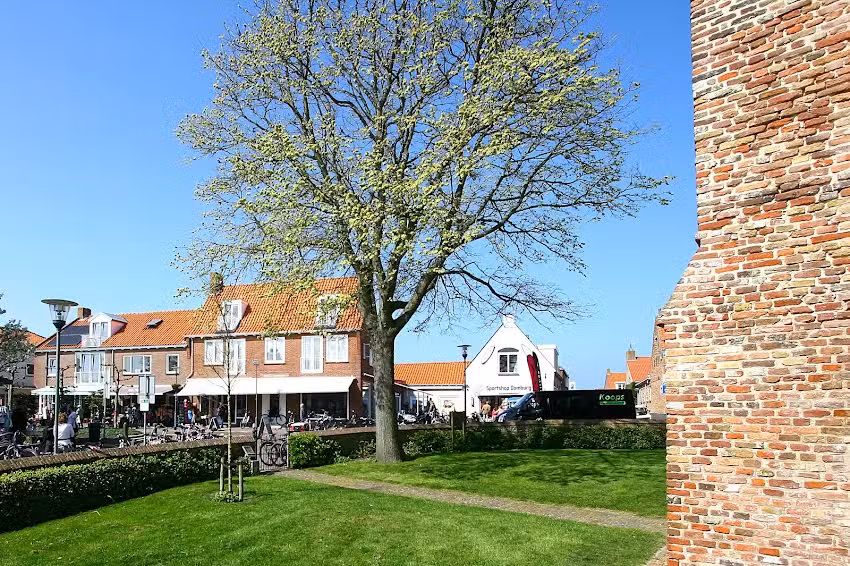 Estudios Baddomburg – Baddomburg