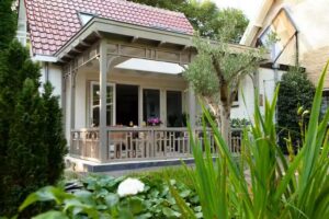 Bed and Breakfast – In Forest by the Sea