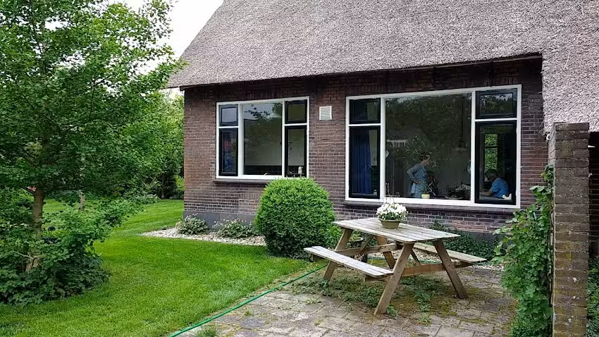 Bed & Breakfast “De Kapschuur”