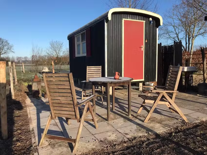 Bed and Horse Brunsting, Keetje, lugar para compartir, retiro. Tenga en cuenta que está TEMPORALMENTE CERRADO DEBIDO A MANTENIMIENTO IMPORTANTE.