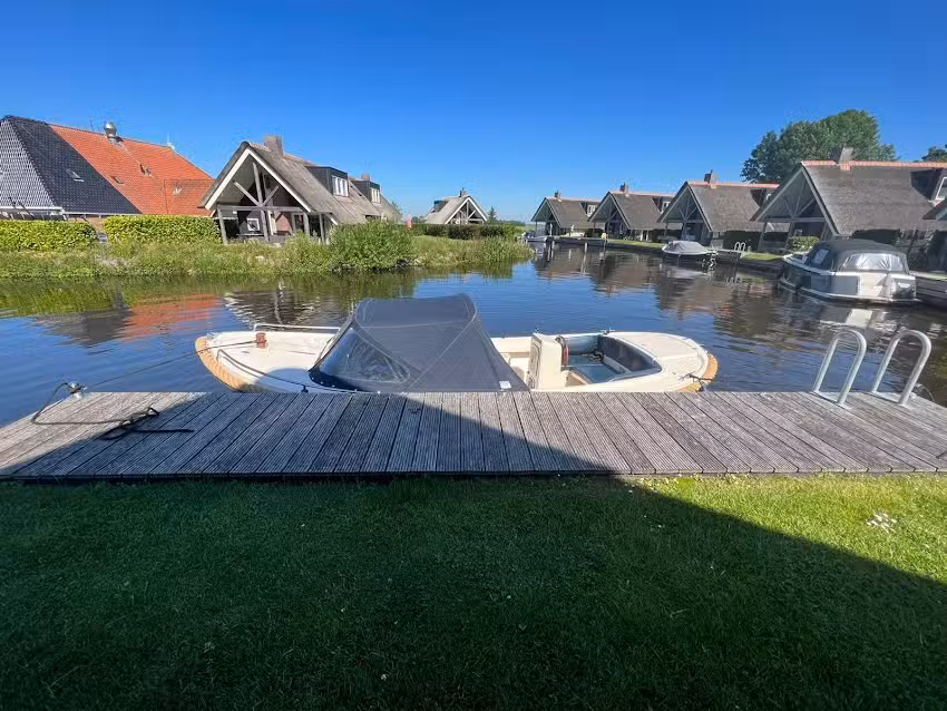 Boat rental Heerenzijl
