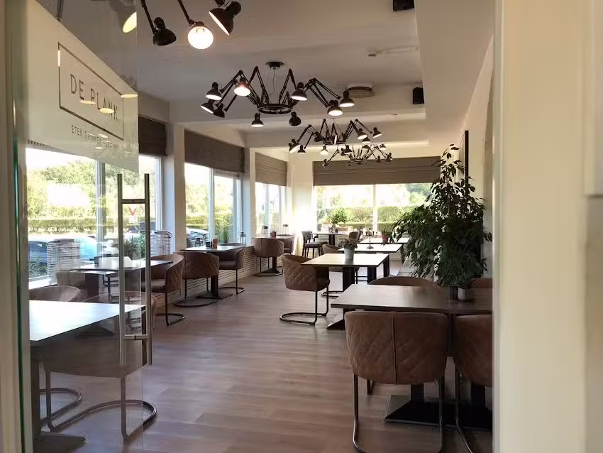 Brasserie y Hotel | De Plank