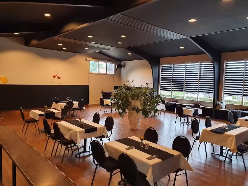 Café – Restaurant – Cafeteria « Herfkens »