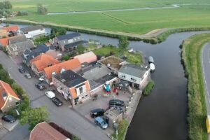 Café-Hall “The Red Lion”