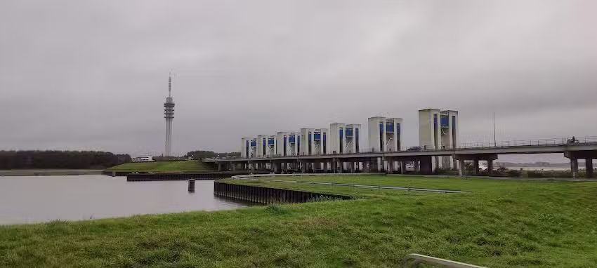 Camp & Surf Markermeer