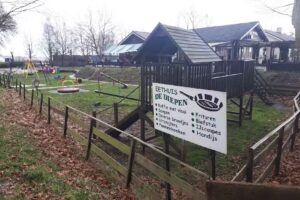 Camperplaats en blokhutverhuur De Diepen