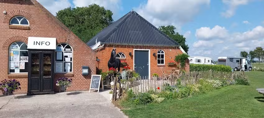 Camper place Westerwijtwerd