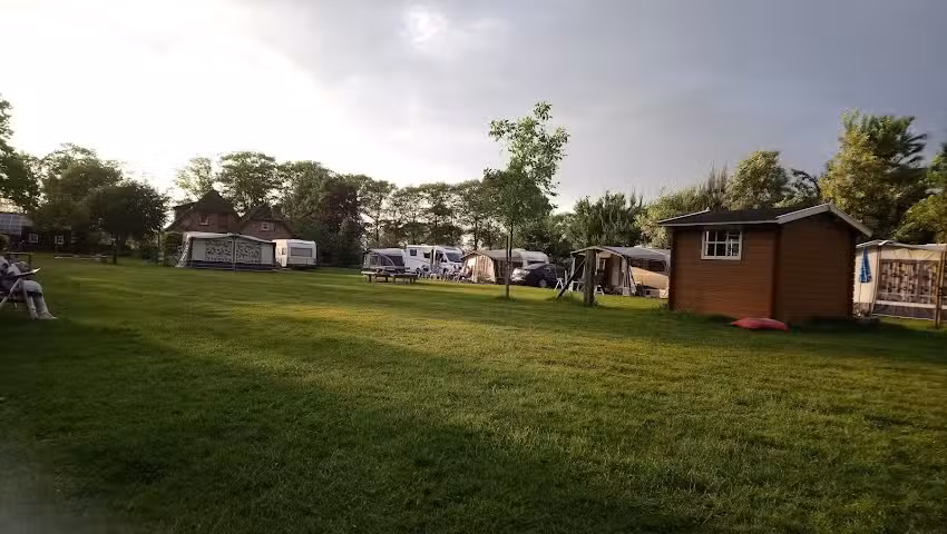Camping De Deeskerhof