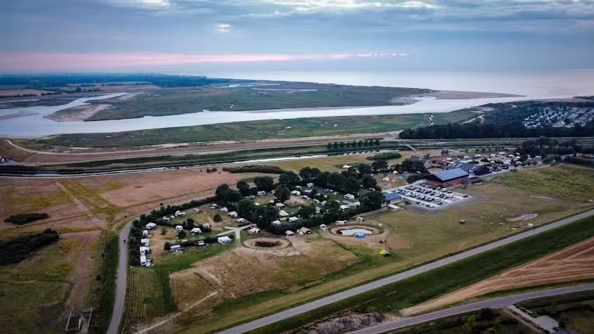 Camping De Wachtsluis & Theehuis