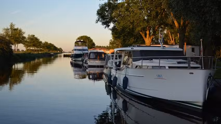 Camping en Haven De 4 Elementen