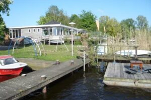 Camping Pool Leekstermeer