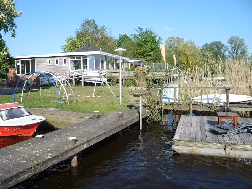 Camping Pool Leekstermeer