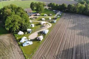 Acampada entre los Ackers