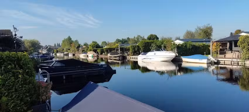 Parque de caravanas Achterbos BV