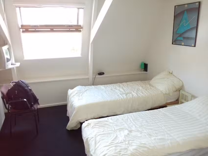 The Bolle and the Hynst