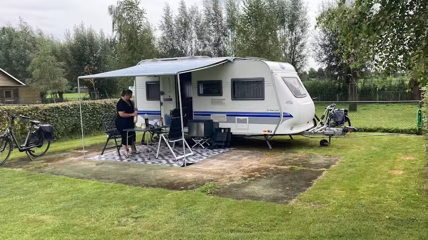 La Petite Prairie – Soins – Camping – Magasin de la ferme