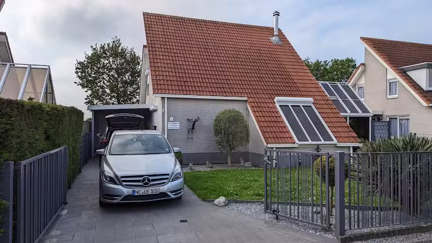 Holiday home Veermanshof 17