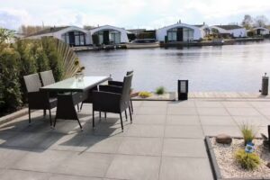 Ferienwohnung Haus Aquaronde 16, con Steg + Sportboot