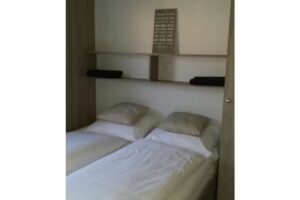 Holiday apartment Oostveen