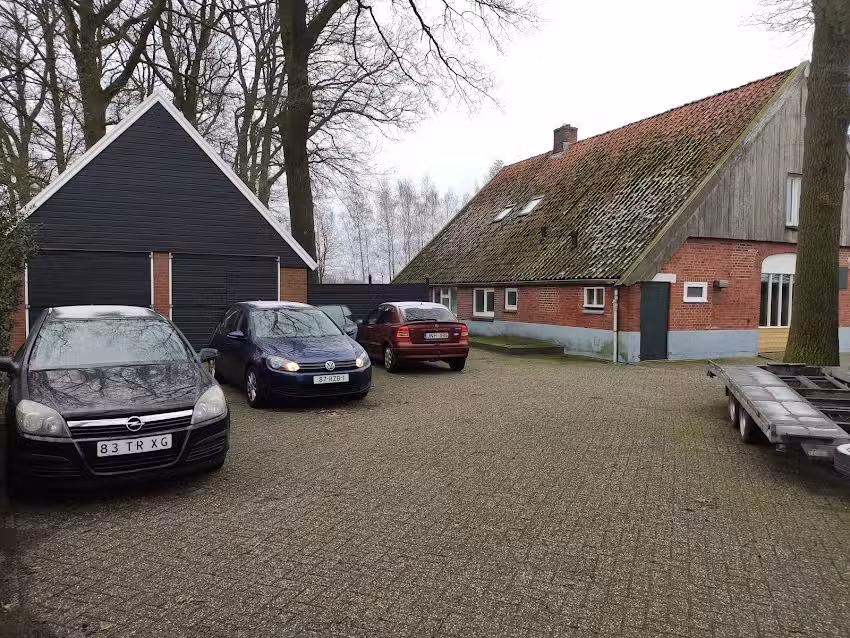 Голандія Готель