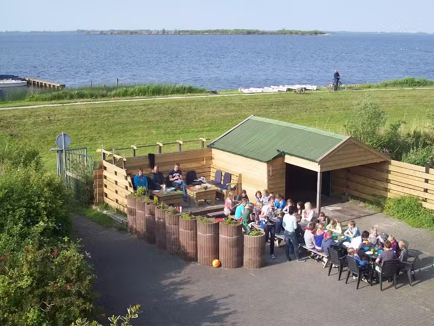 Alojamiento para grupos en Tjeukemeer