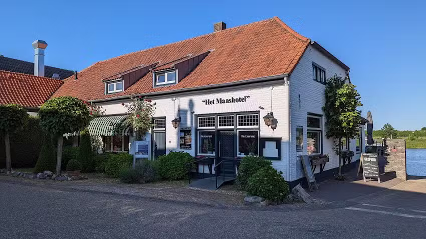 The Maashotel