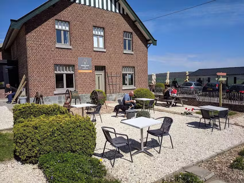 De Eik Farm | Brasserie und Ferienwohnungen