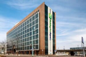 Holiday Inn Express Amsterdam – Sloterdijk Station by IHG