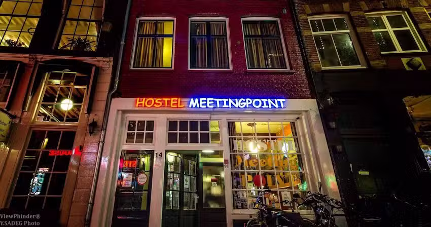Hostel Meeting Point