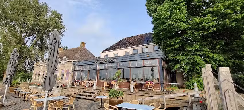 Hôtel-Restaurant « De Oude Schouw »