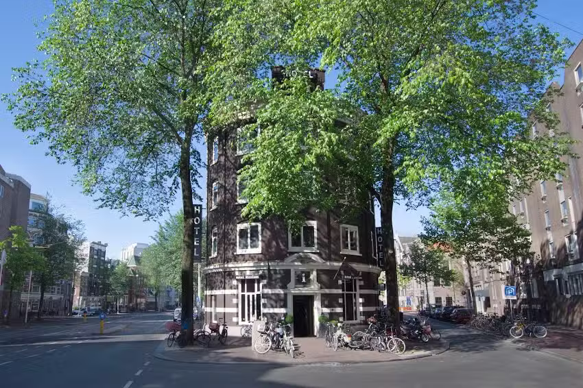 Hotel Sint Nicolaas Ámsterdam