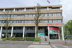 Estancia en hotel a las 7