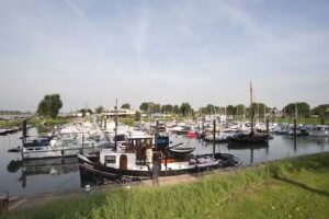 Jachthaven en Camping De Helling