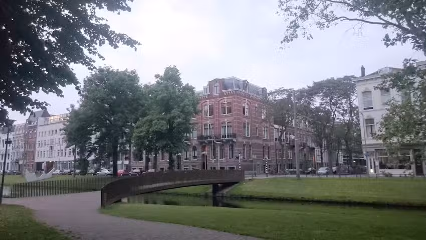 Room rental company Santos