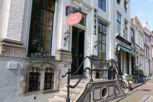 Accommodation at the Dam