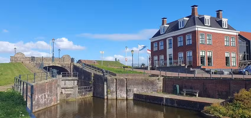 Playa del mar del parque Marina
