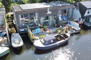 My Amsterdam Houseboat