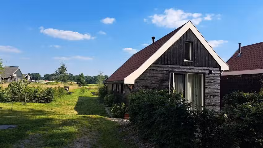 Sous les poêles Laren Nature House AirBnB