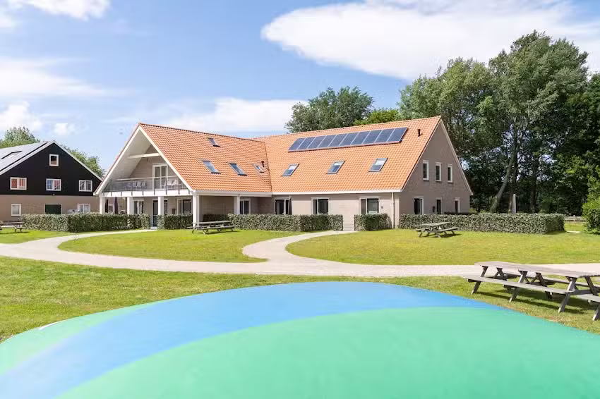 Paasduin groepsverblijven en appartementen ameland
