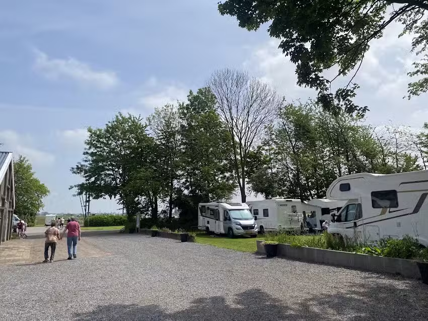 Recreatiepark de Uilenburg | Camping aan het water in Friesland (met bootverhuur/sloepverhuur)