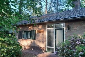Retro forest house ‘De Verpoozing’