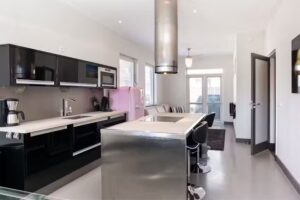 Val’s Place “Wellness by the sea”