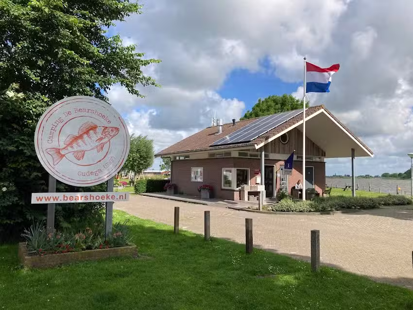 Watersportcamping De Bearshoeke