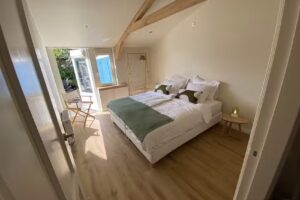 Maison de vacances Westeinder Cabin au bord de l&rsquo;eau