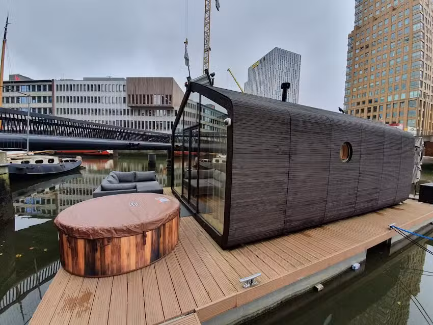 Wikkelboats @ The Red Apple Marina